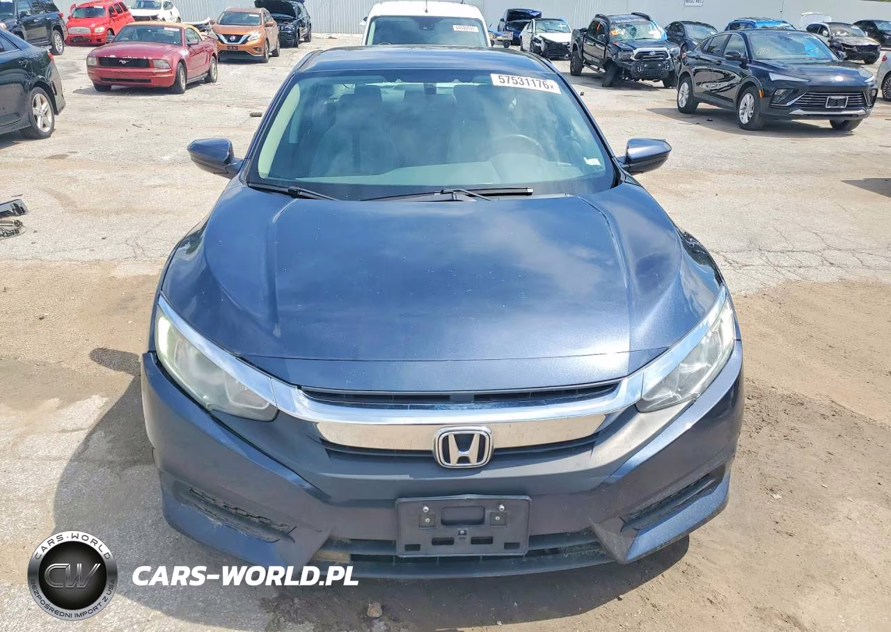 2018 Honda Civic Lx VIN:19XFC2F50JE000590 - 5