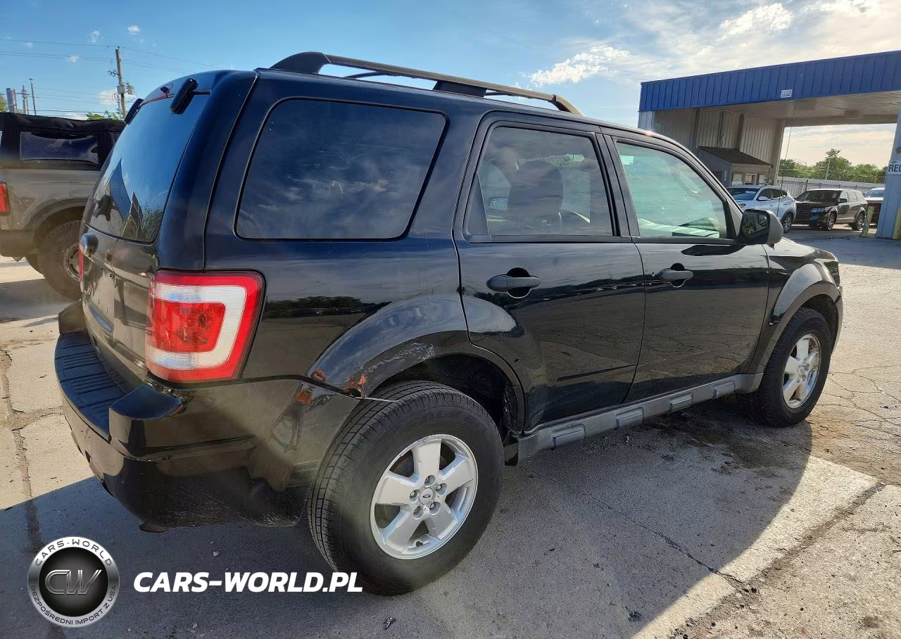 2010 Ford Escape Xlt VIN:1FMCU0D70AKA54750 - 3
