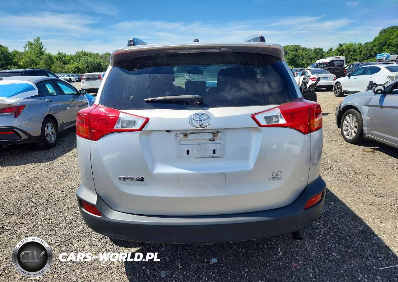 2015 Toyota Rav4 Le VIN:JTMBFREV4FD169004 - 6