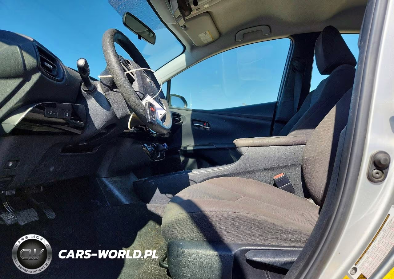 2016 Toyota Prius Two VIN:JTDKBRFU0G3019643 - 7