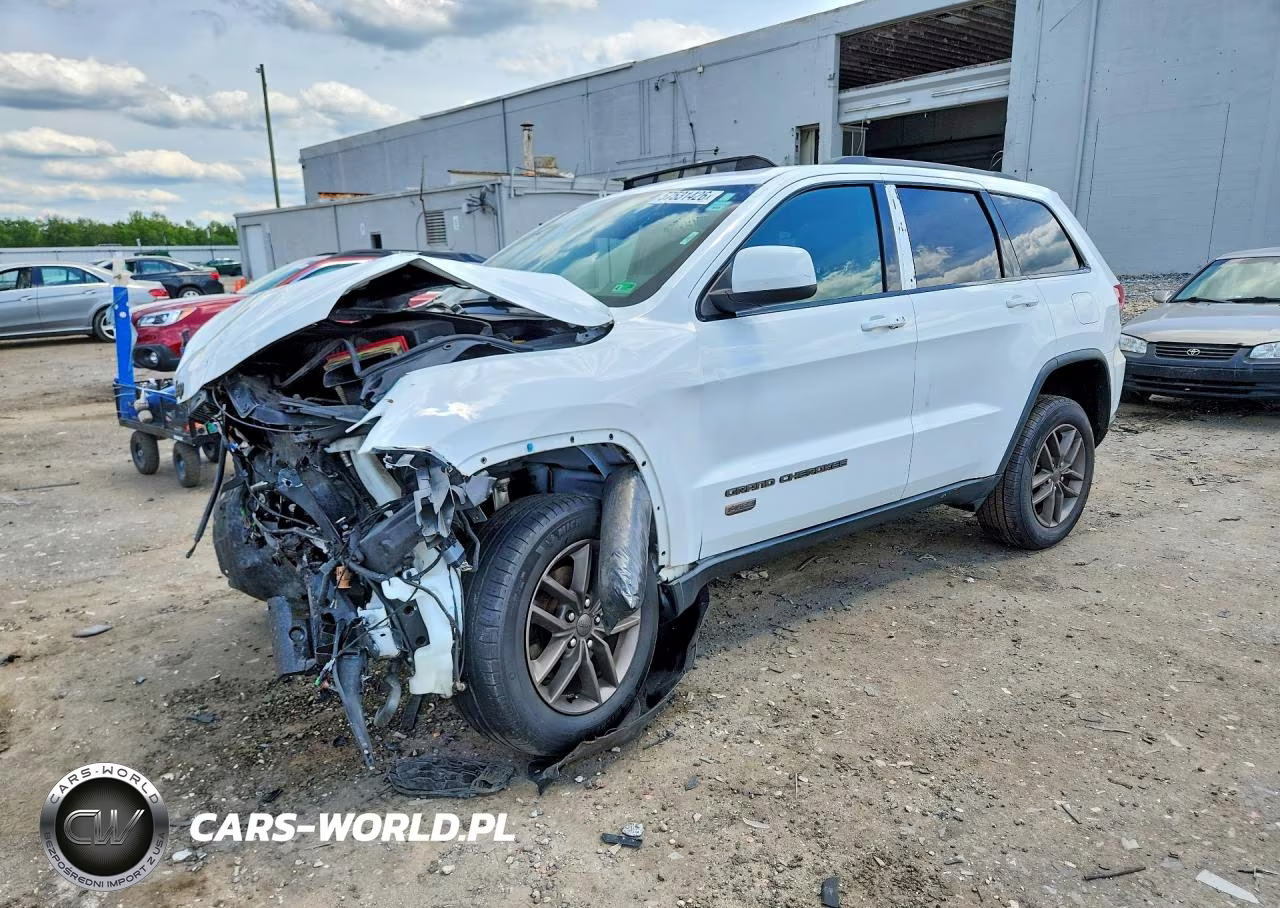 2016 Jeep Grand Cherokee Laredo – zdjęcie 1 z 13