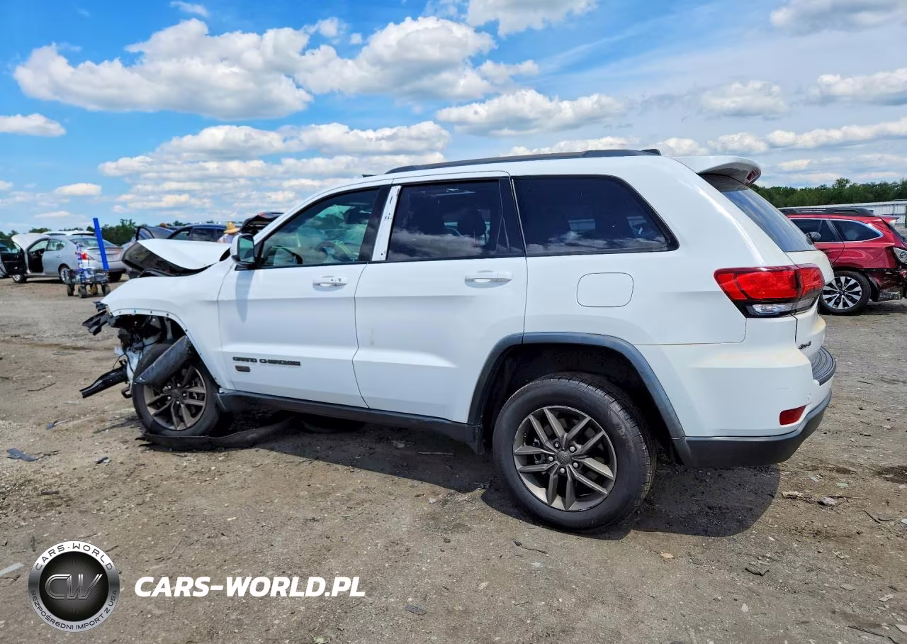 2016 Jeep Grand Cherokee Laredo VIN:1C4RJFAG2GC436246 - 2