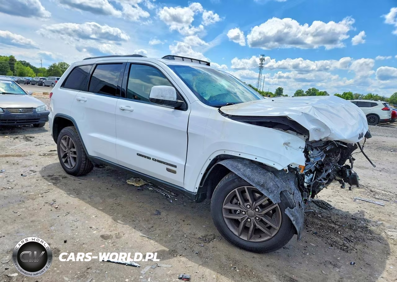2016 Jeep Grand Cherokee Laredo VIN:1C4RJFAG2GC436246 - 4