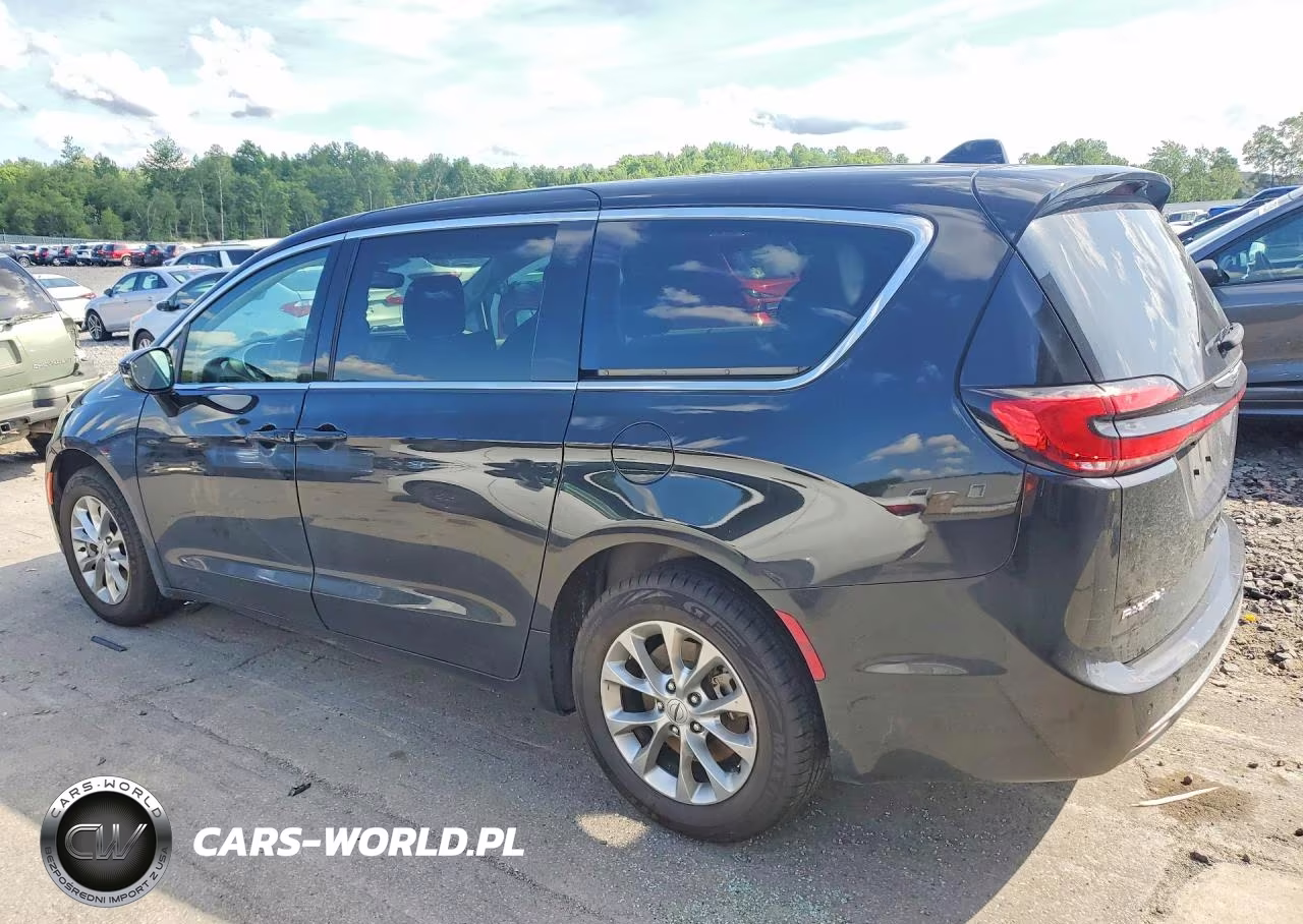 2024 Chrysler Pacifica Touring L VIN:2C4RC3BG7RR166769 - 2