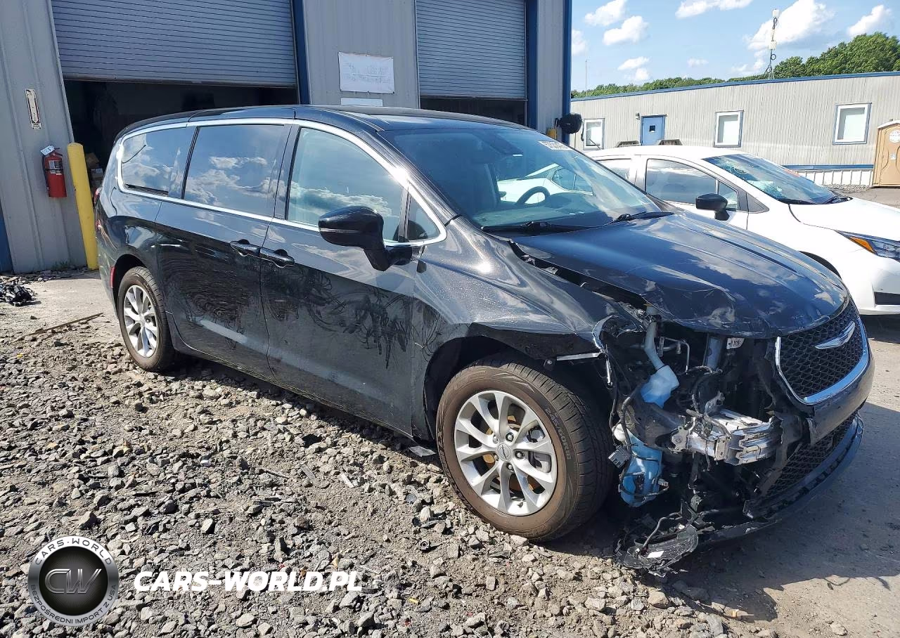 2024 Chrysler Pacifica Touring L VIN:2C4RC3BG7RR166769 - 4