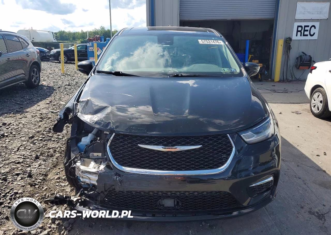 2024 Chrysler Pacifica Touring L VIN:2C4RC3BG7RR166769 - 5