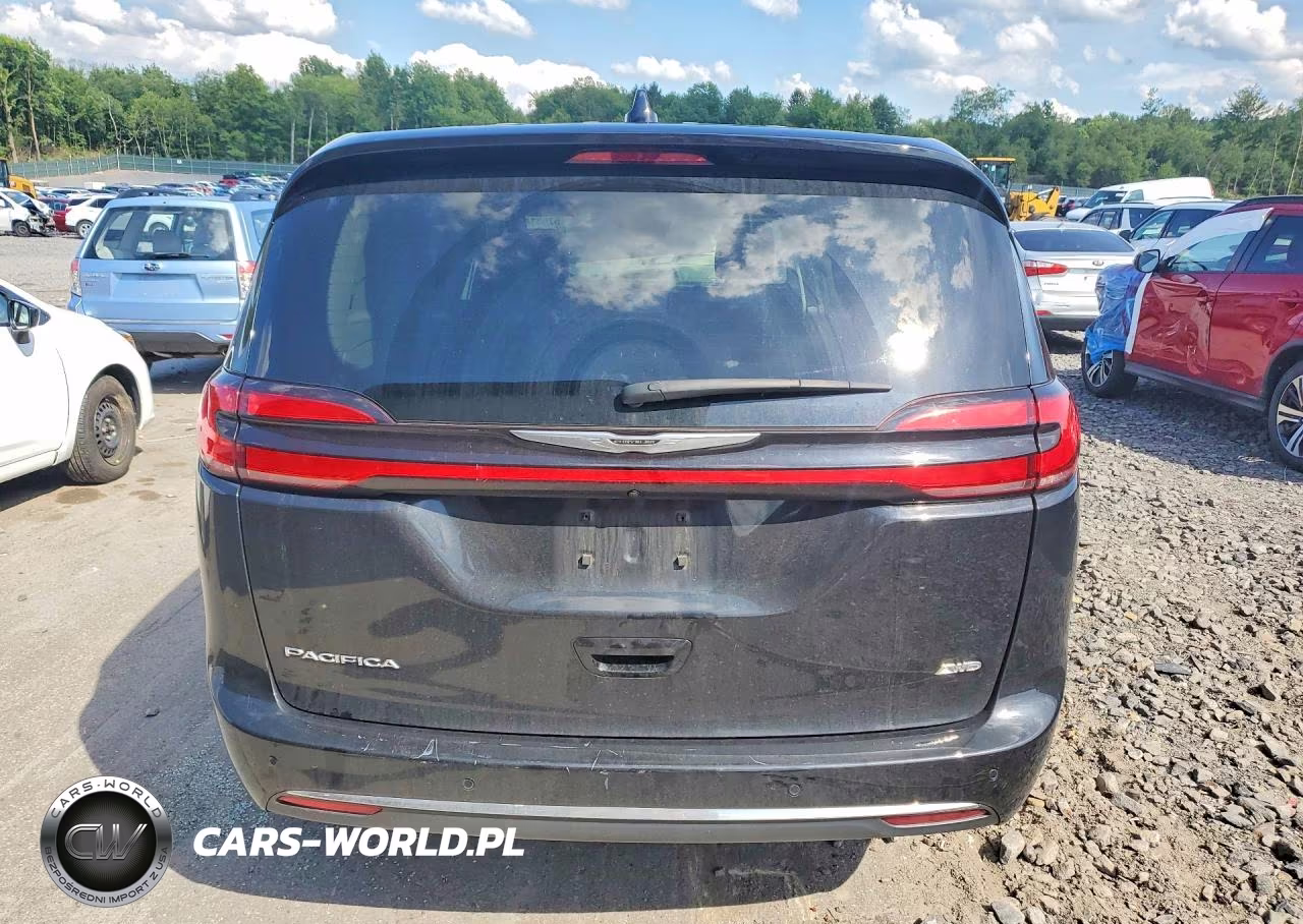 2024 Chrysler Pacifica Touring L VIN:2C4RC3BG7RR166769 - 6