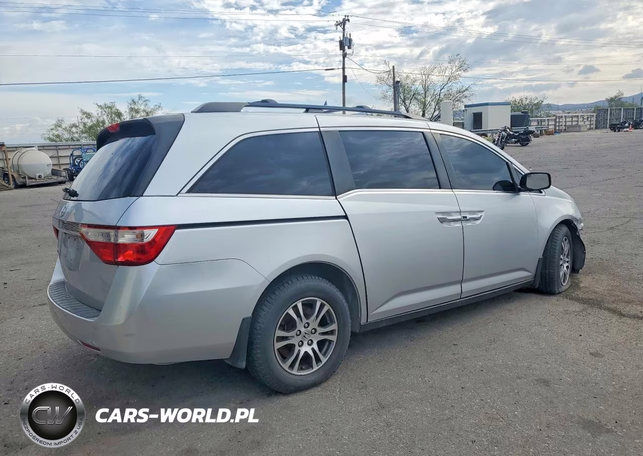 2012 Honda Odyssey Exl VIN:5FNRL5H63CB059411 - 3