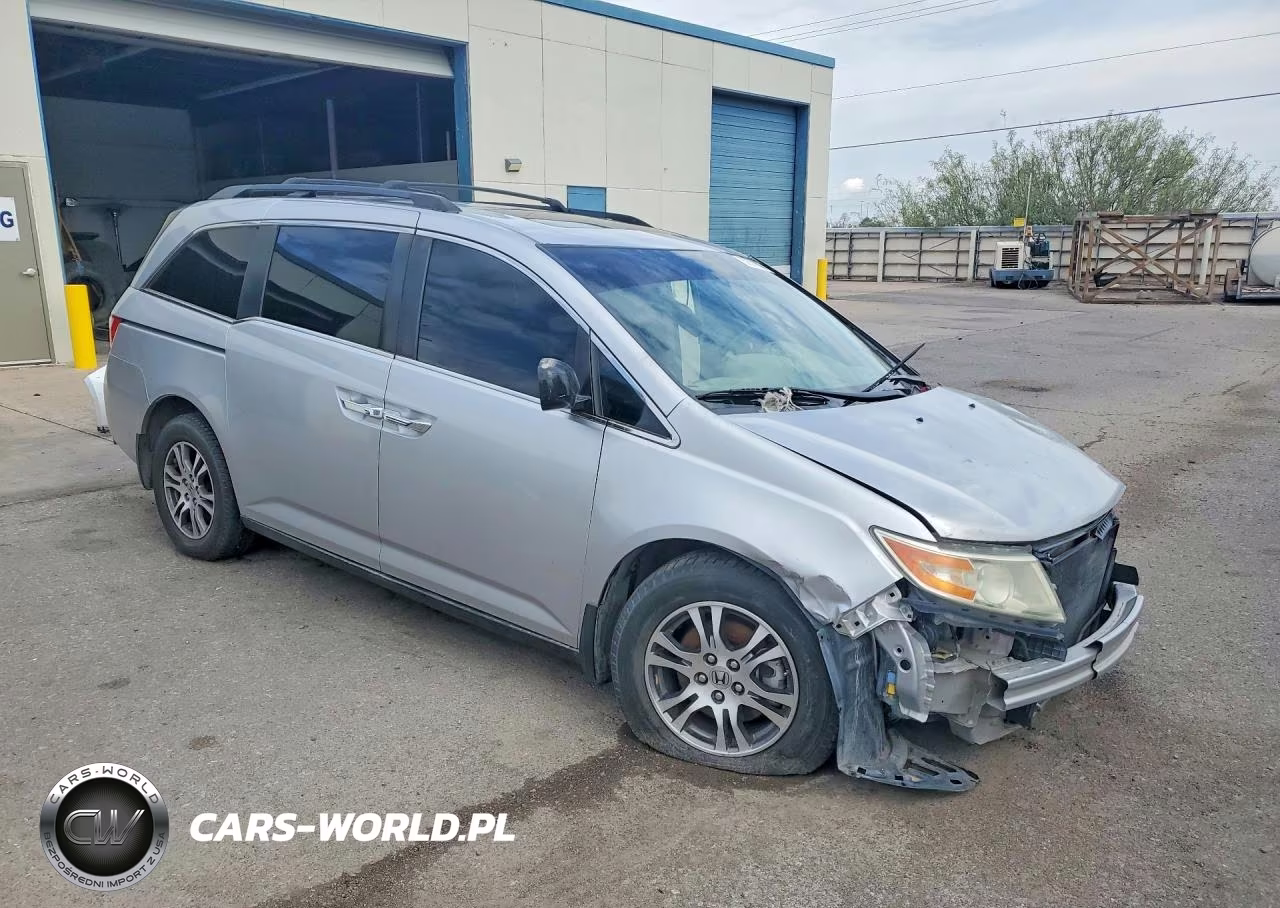 2012 Honda Odyssey Exl VIN:5FNRL5H63CB059411 - 4