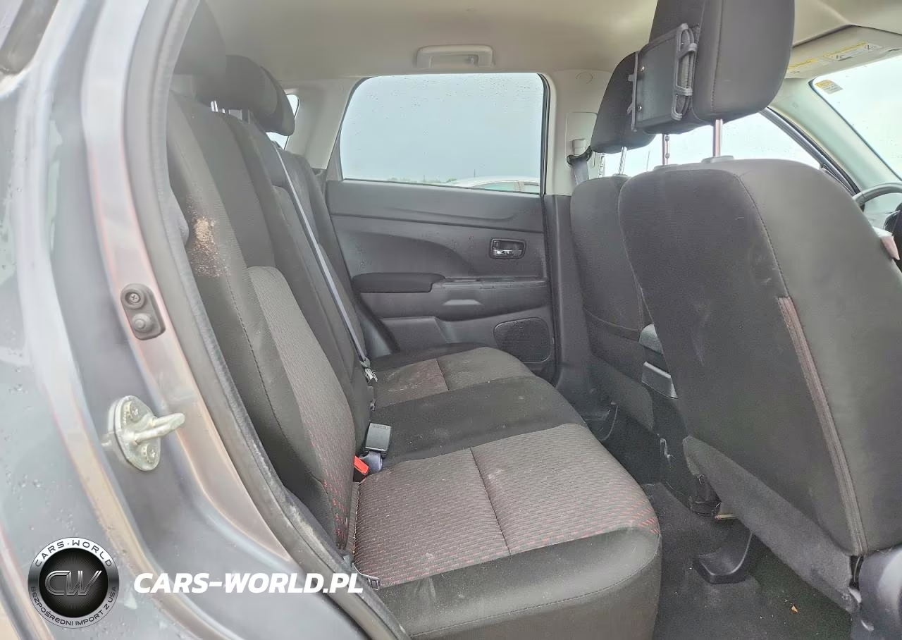 2019 Mitsubishi Outlander Sport Es VIN:JA4AP3AU5KU029955 - 11