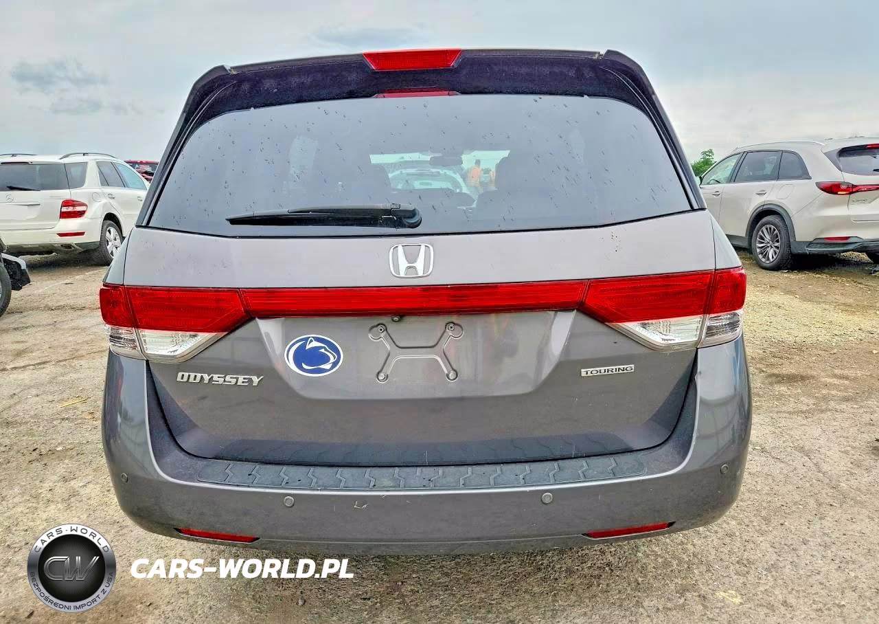 2015 Honda Odyssey Touring VIN:5FNRL5H98FB131072 - 6