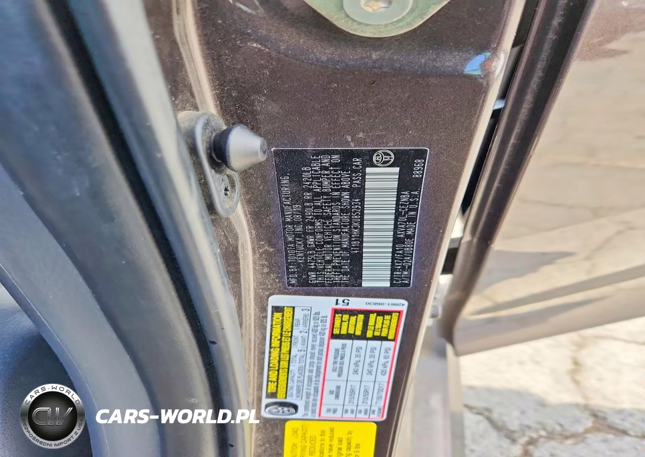 2019 Toyota Camry Le VIN:4T1B11HK3KU852934 - 13