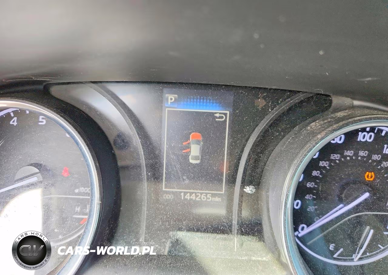 2019 Toyota Camry Le VIN:4T1B11HK3KU852934 - 9