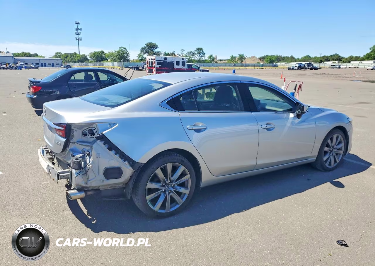2018 Mazda 6 Touring VIN:JM1GL1VM8J1309170 - 3