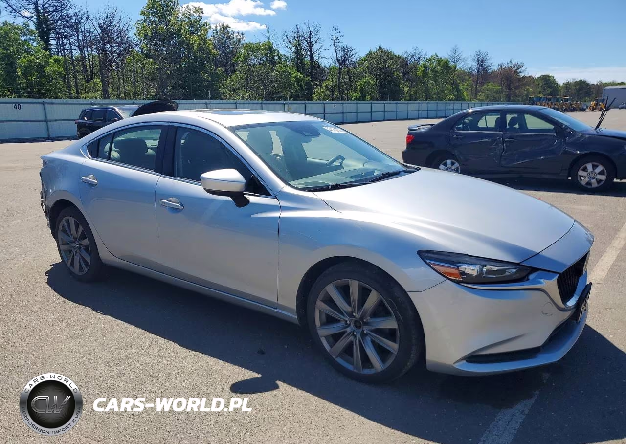 2018 Mazda 6 Touring VIN:JM1GL1VM8J1309170 - 4