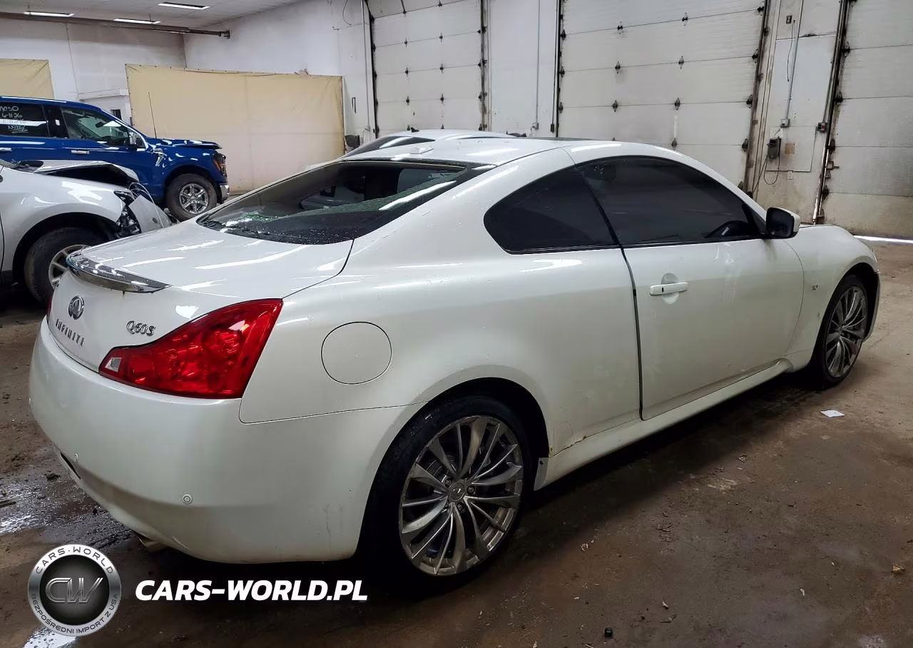 2014 Infiniti Q60 Coupe Base VIN:JN1CV6EL3EM130569 - 3