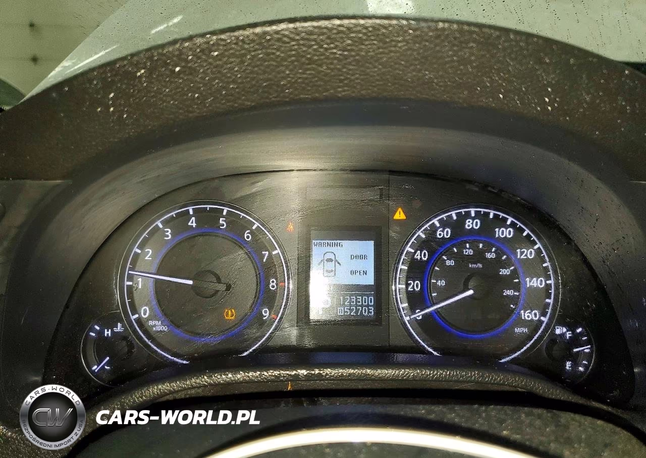 2014 Infiniti Q60 Coupe Base VIN:JN1CV6EL3EM130569 - 9