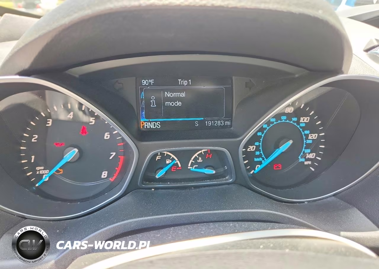 2016 Ford Escape Se VIN:1FMCU0G75GUA89597 - 9