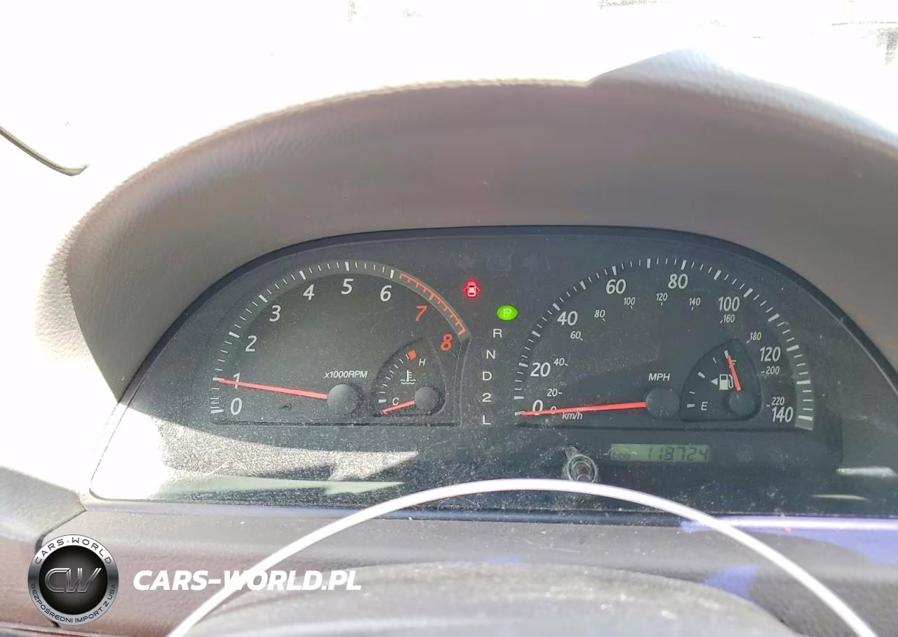 2002 Toyota Camry Le VIN:4T1BE32K62U623723 - 9