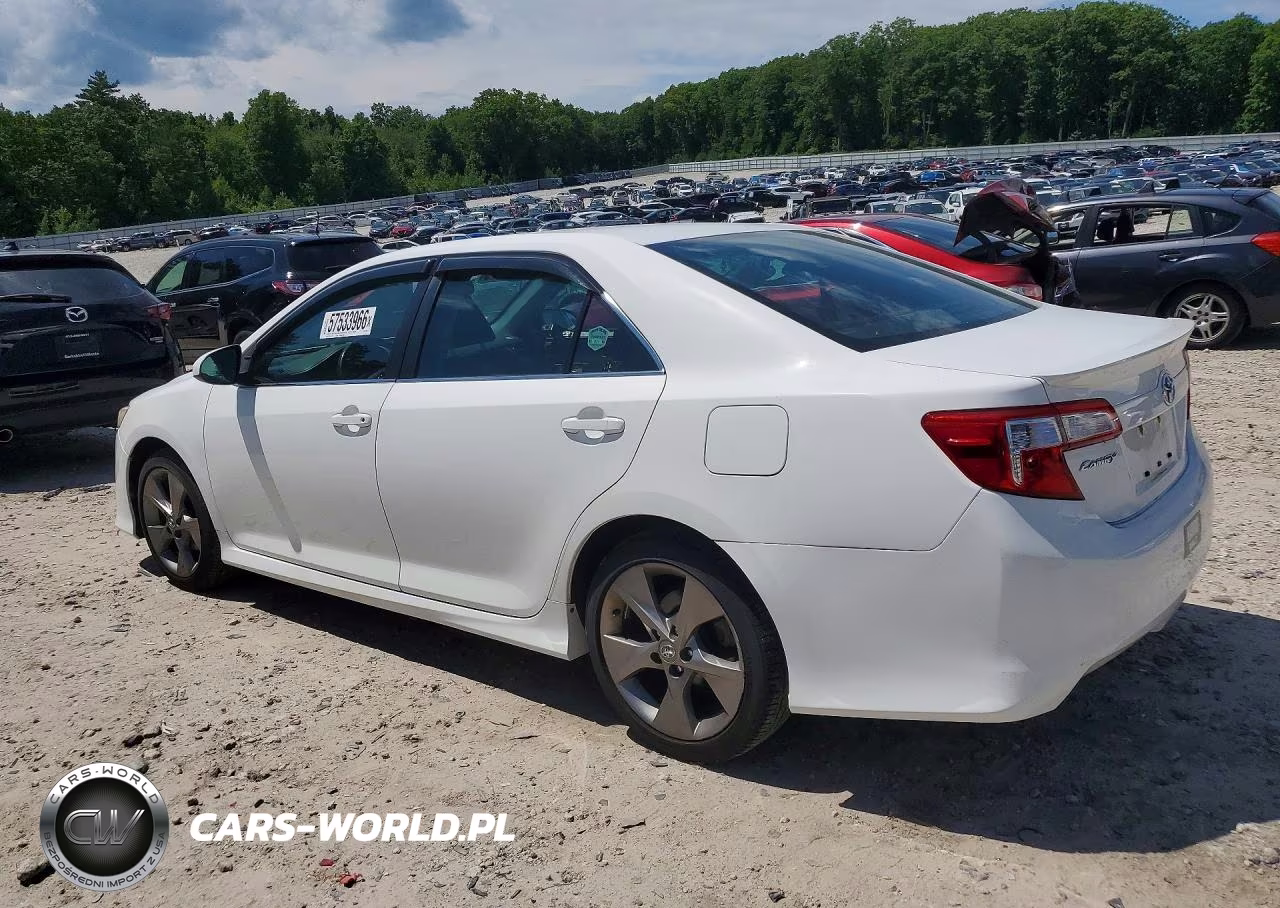 2014 Toyota Camry Se Sport VIN:4T1BF1FK7EU759486 - 2