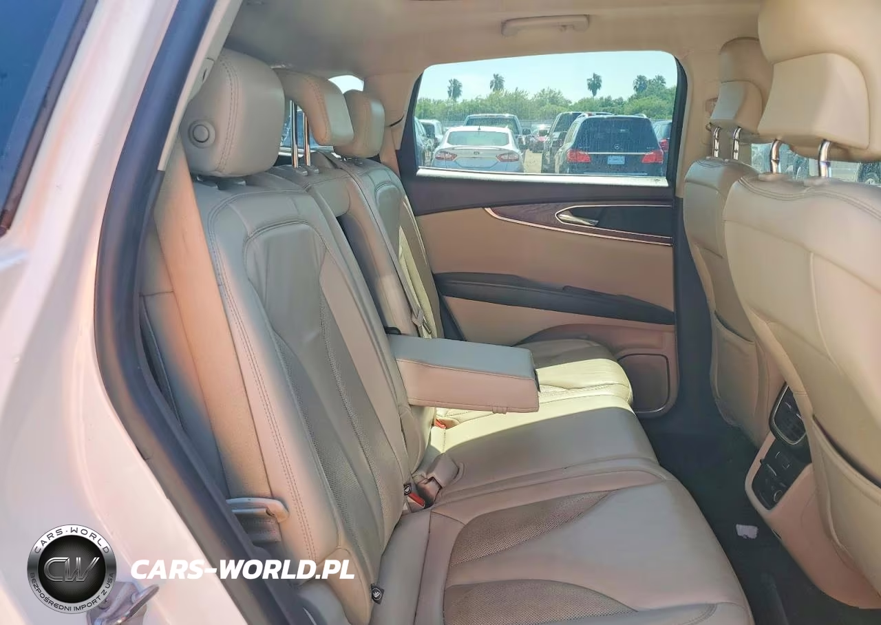 2019 Lincoln Nautilus Select VIN:2LMPJ6K90KBL23783 - 11