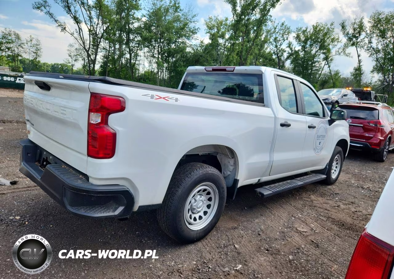 2024 Chevrolet Silverado K1500 VIN:1GCRDAEK8RZ250459 - 3