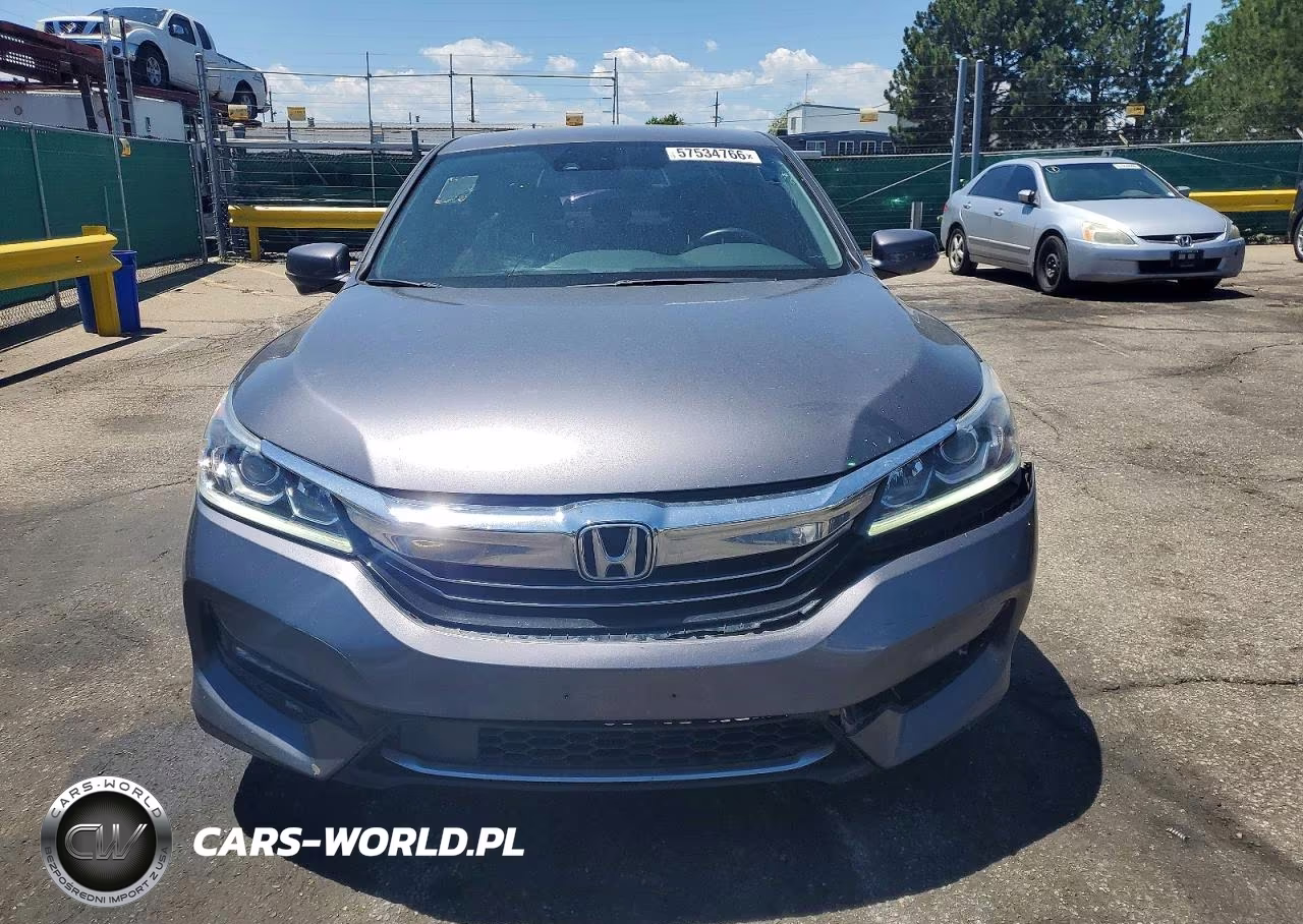 2017 Honda Accord Hybrid VIN:JHMCR6F39HC003642 - 5