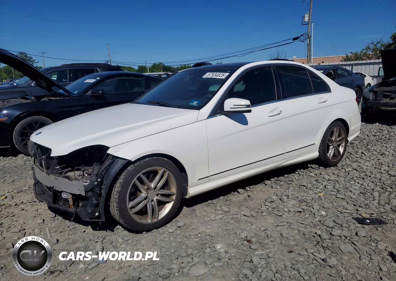 2013 Mercedes-Benz C 300 4Matic – zdjęcie 1 z 12
