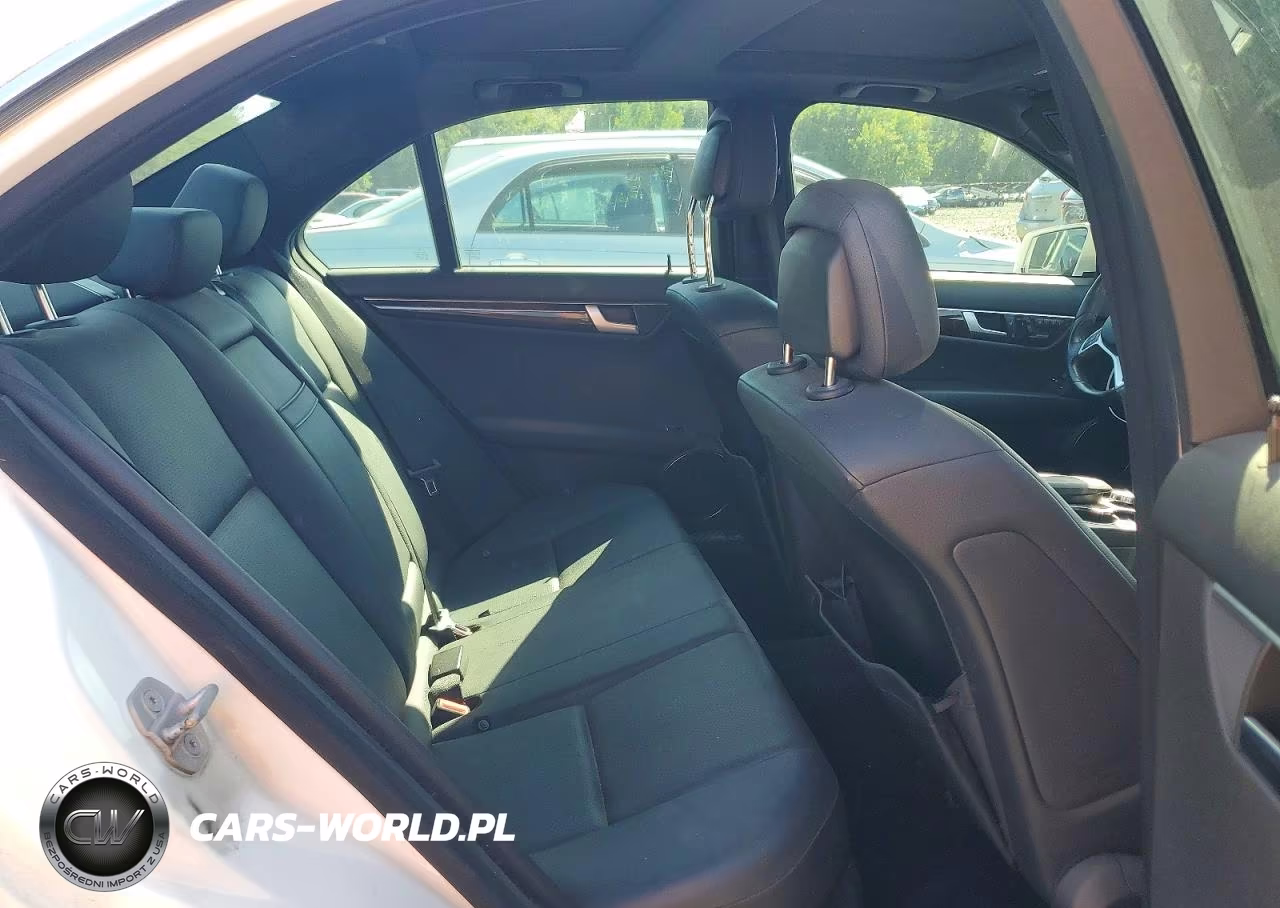 2013 Mercedes-Benz C 300 4Matic VIN:WDDGF8AB5DR297527 - 10