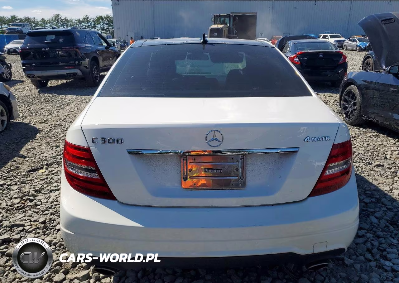 2013 Mercedes-Benz C 300 4Matic VIN:WDDGF8AB5DR297527 - 6