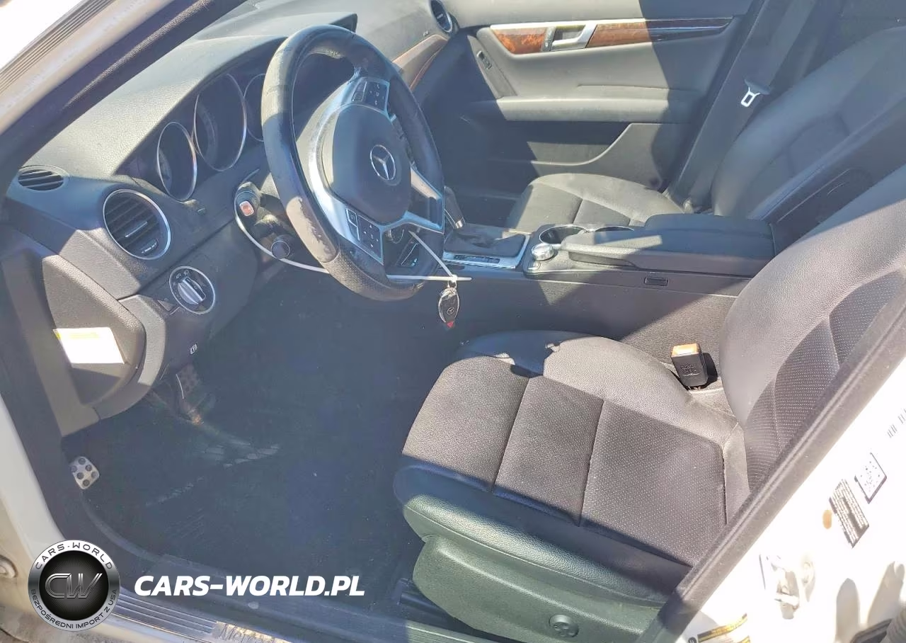2013 Mercedes-Benz C 300 4Matic VIN:WDDGF8AB5DR297527 - 7