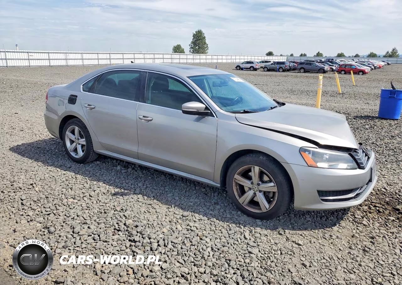 2013 Volkswagen Passat Se VIN:1VWBN7A34DC145281 - 4