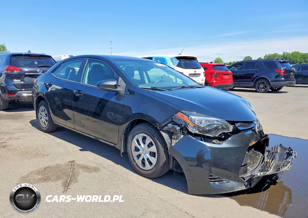 2018 Toyota Corolla L VIN:2T1BURHE4JC001192 - 4