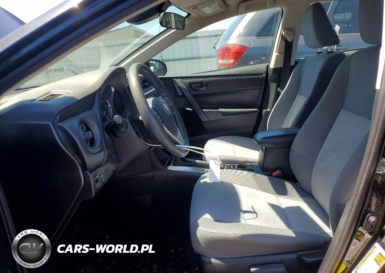 2018 Toyota Corolla L VIN:2T1BURHE4JC001192 - 7