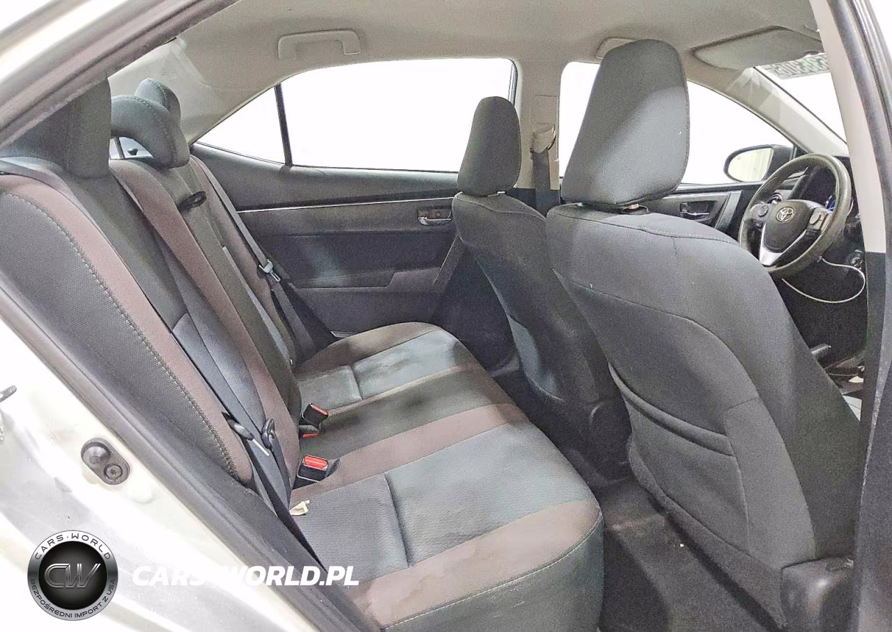 2017 Toyota Corolla Le VIN:2T1BURHE9HC746773 - 10