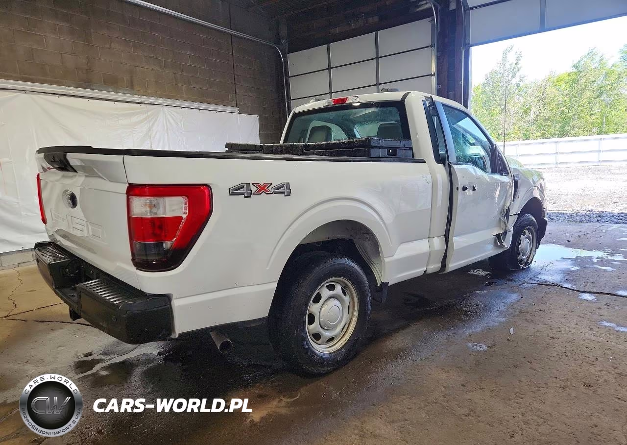 2022 Ford F150 VIN:1FTMF1EBXNKD82596 - 3