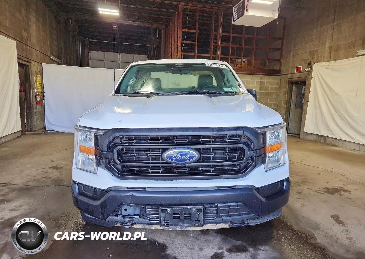 2022 Ford F150 VIN:1FTMF1EBXNKD82596 - 5
