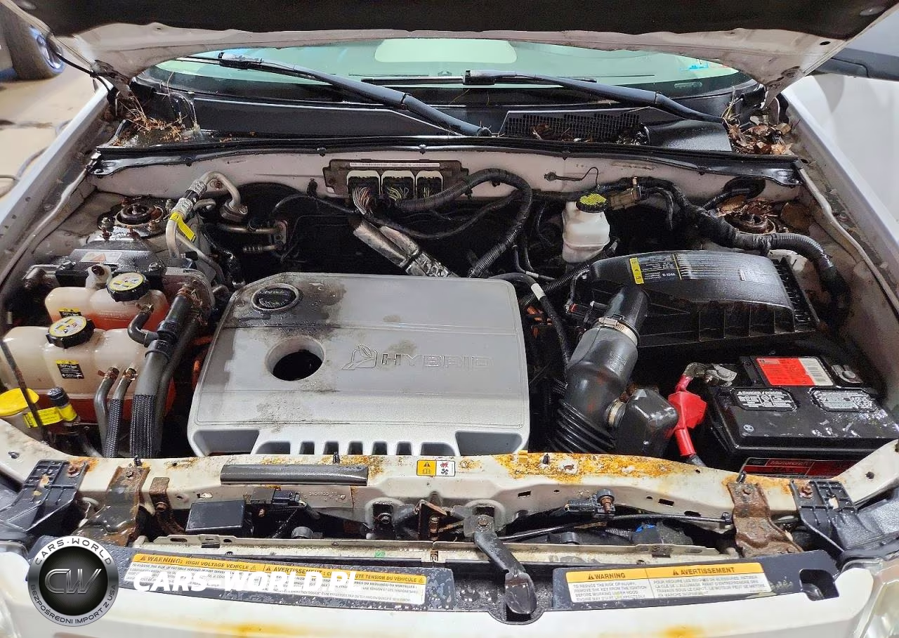 2011 Ford Escape Hybrid VIN:1FMCU5K34BKB92676 - 12