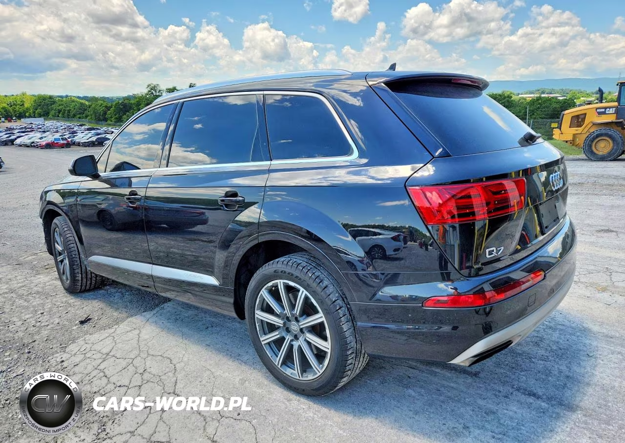 2017 Audi Q7 Premium Plus VIN:WA1LAAF70HD016881 - 2