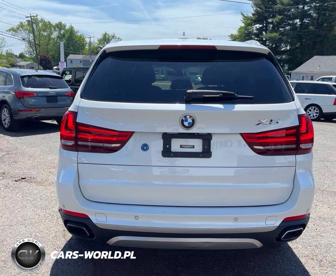 2018 BMW X5 xDrive35I VIN:5UXKR0C52J0Y02782 - 12