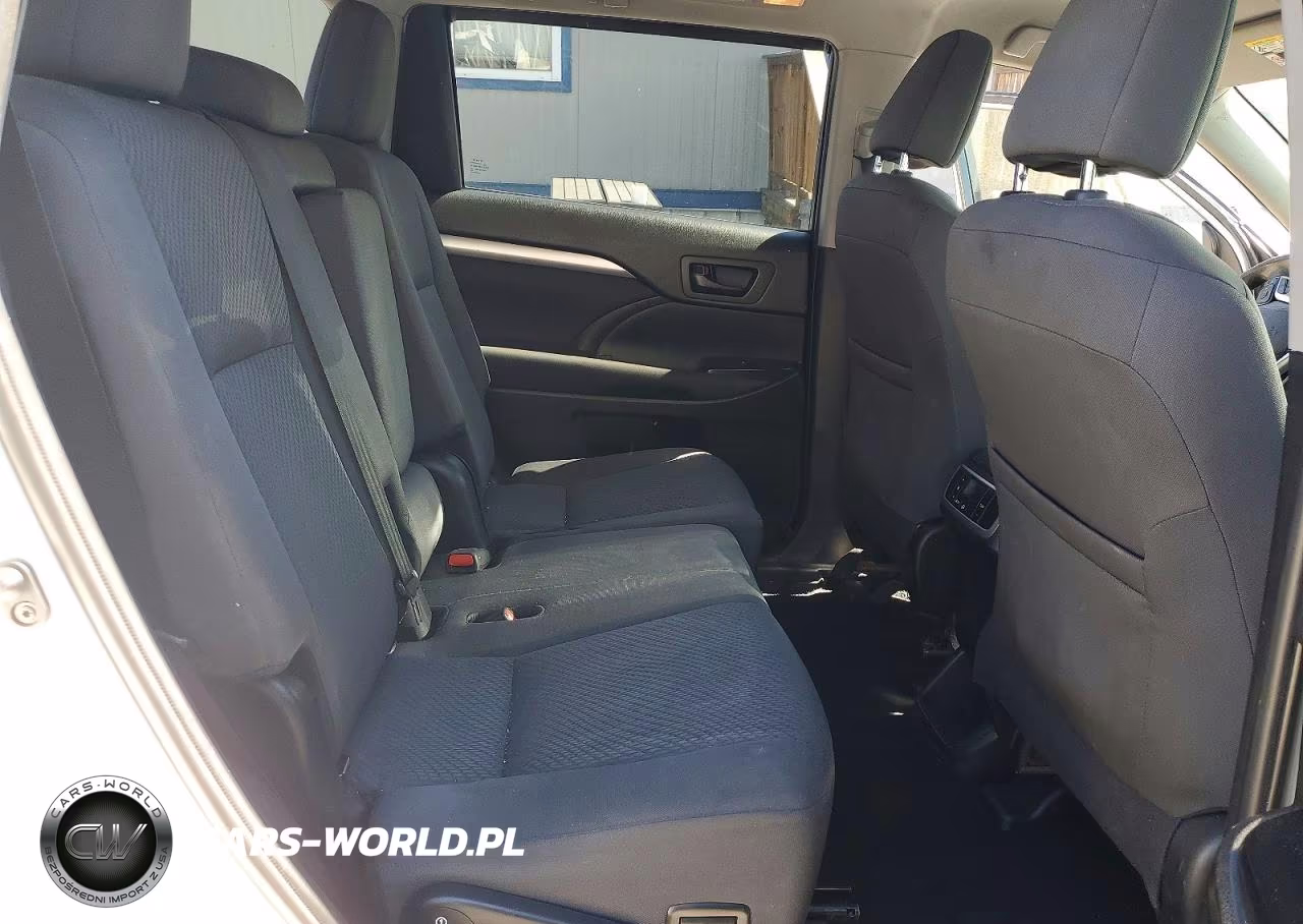2019 Toyota Highlander Le VIN:5TDBZRFH9KS724205 - 11