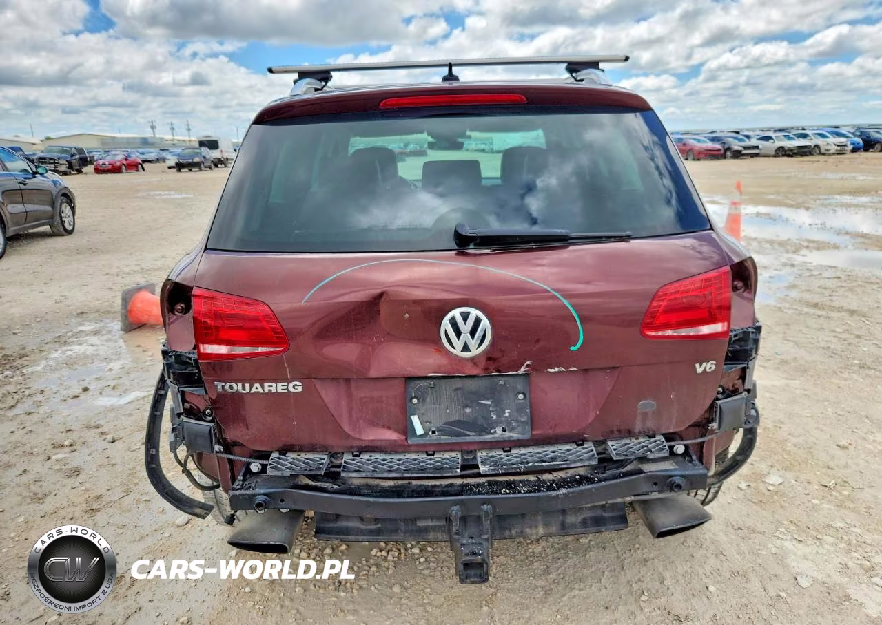 2017 Volkswagen Touareg Executive VIN:WVGGF7BP7HD002716 - 6