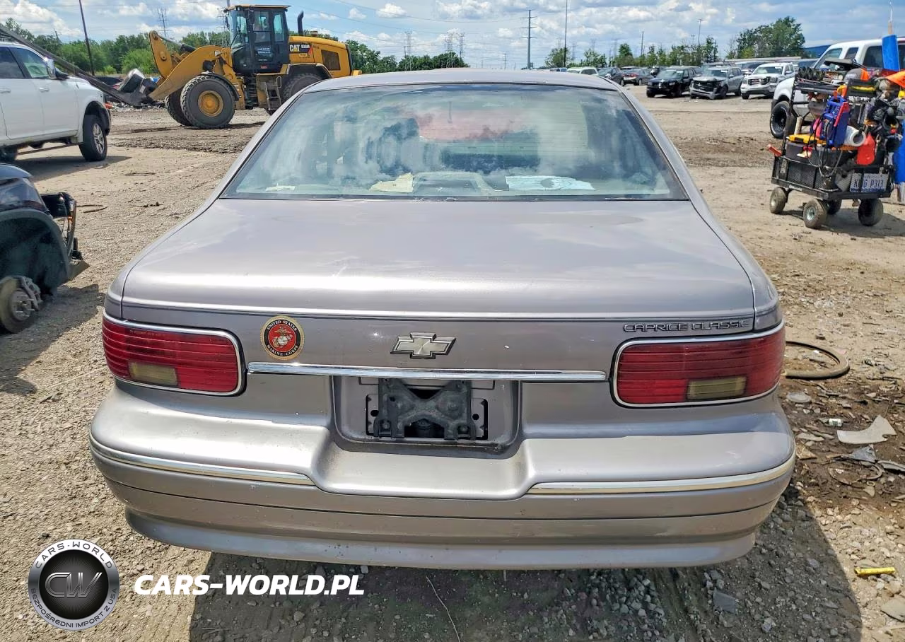 1996 Chevrolet Caprice Classic VIN:1G1BL52W8TR187866 - 6