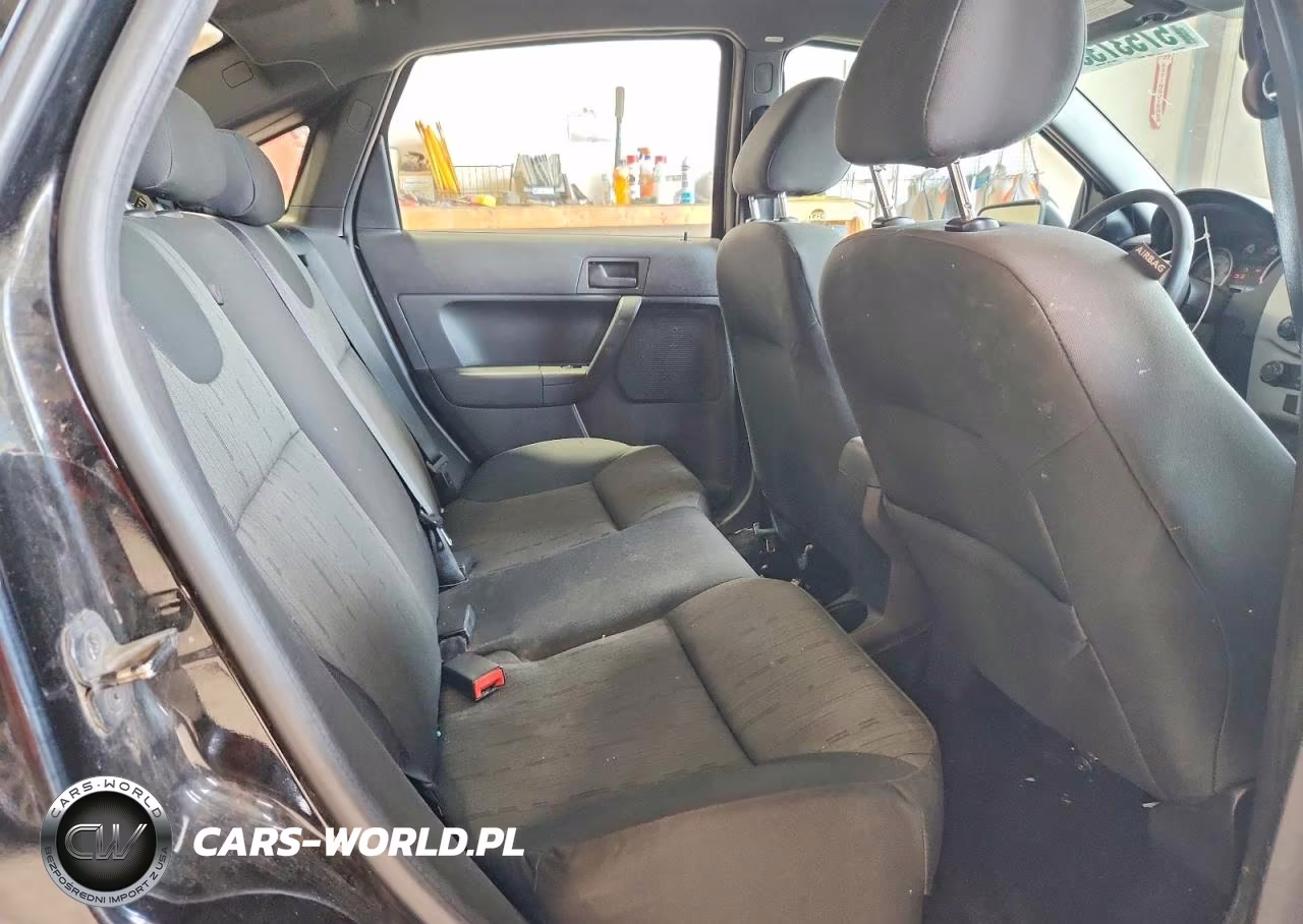 2009 Ford Focus Se VIN:1FAHP35N39W246805 - 10