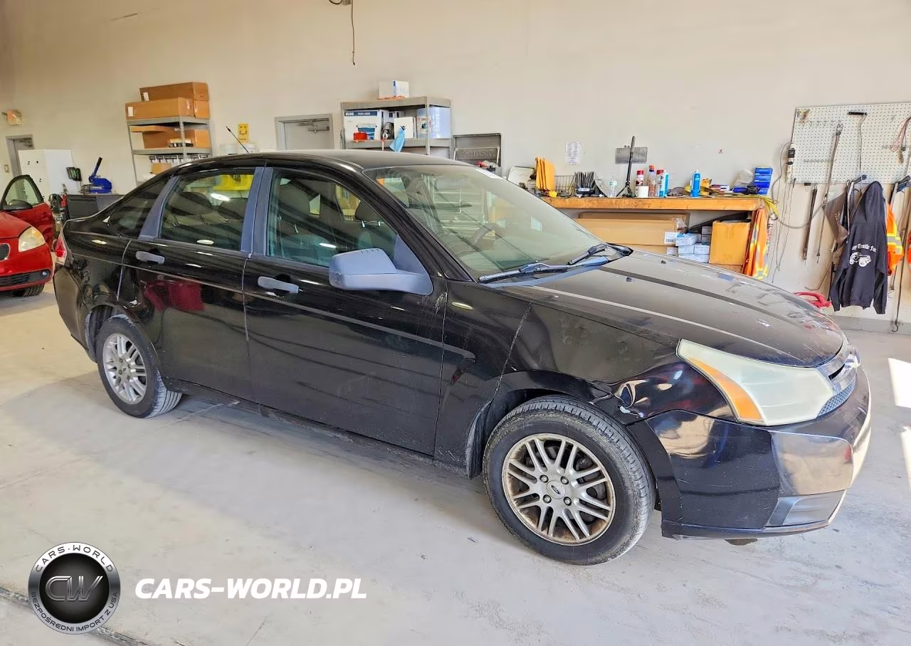 2009 Ford Focus Se VIN:1FAHP35N39W246805 - 4