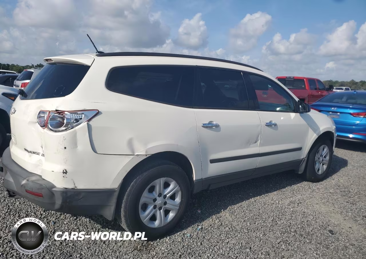 2012 Chevrolet Traverse Ls VIN:1GNKRFED3CJ371219 - 3