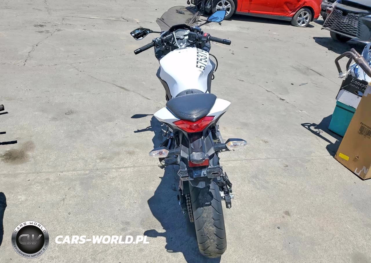 2015 Kawasaki Ex300 B VIN:JKAEX8B17FDA21044 - 4