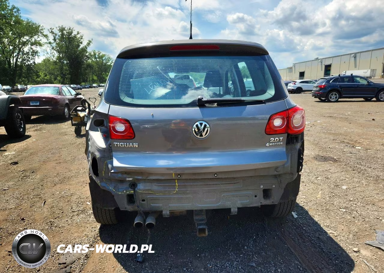 2011 Volkswagen Tiguan S VIN:WVGBV7AX3BW516184 - 6