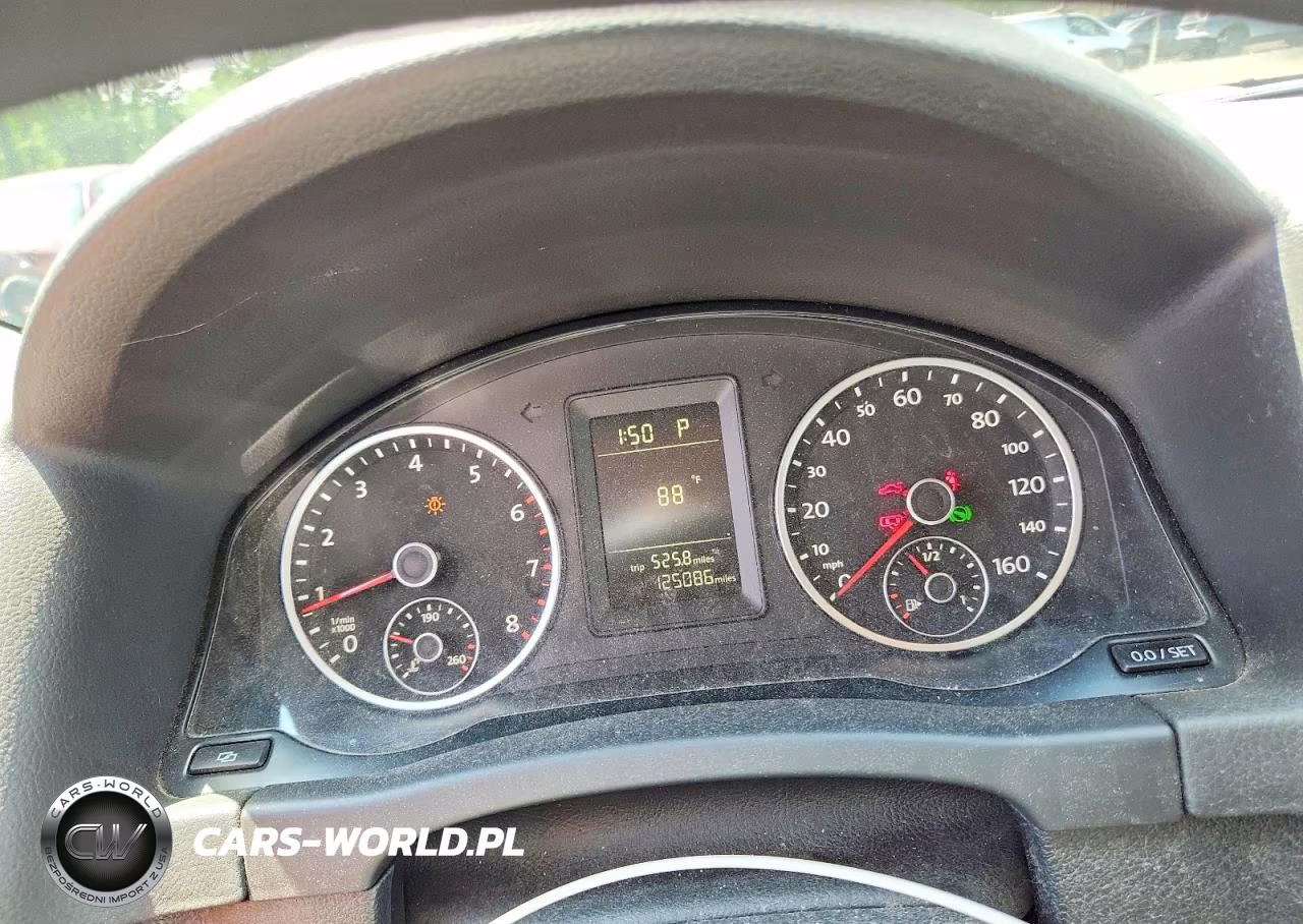 2011 Volkswagen Tiguan S VIN:WVGBV7AX3BW516184 - 9