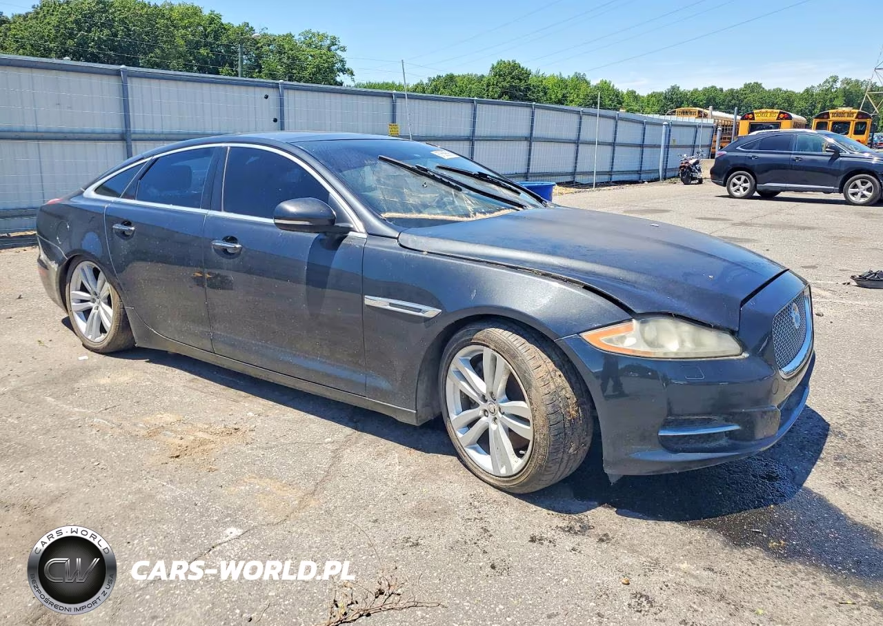 2011 Jaguar Xj VIN:SAJWA1CB3BLV08217 - 4